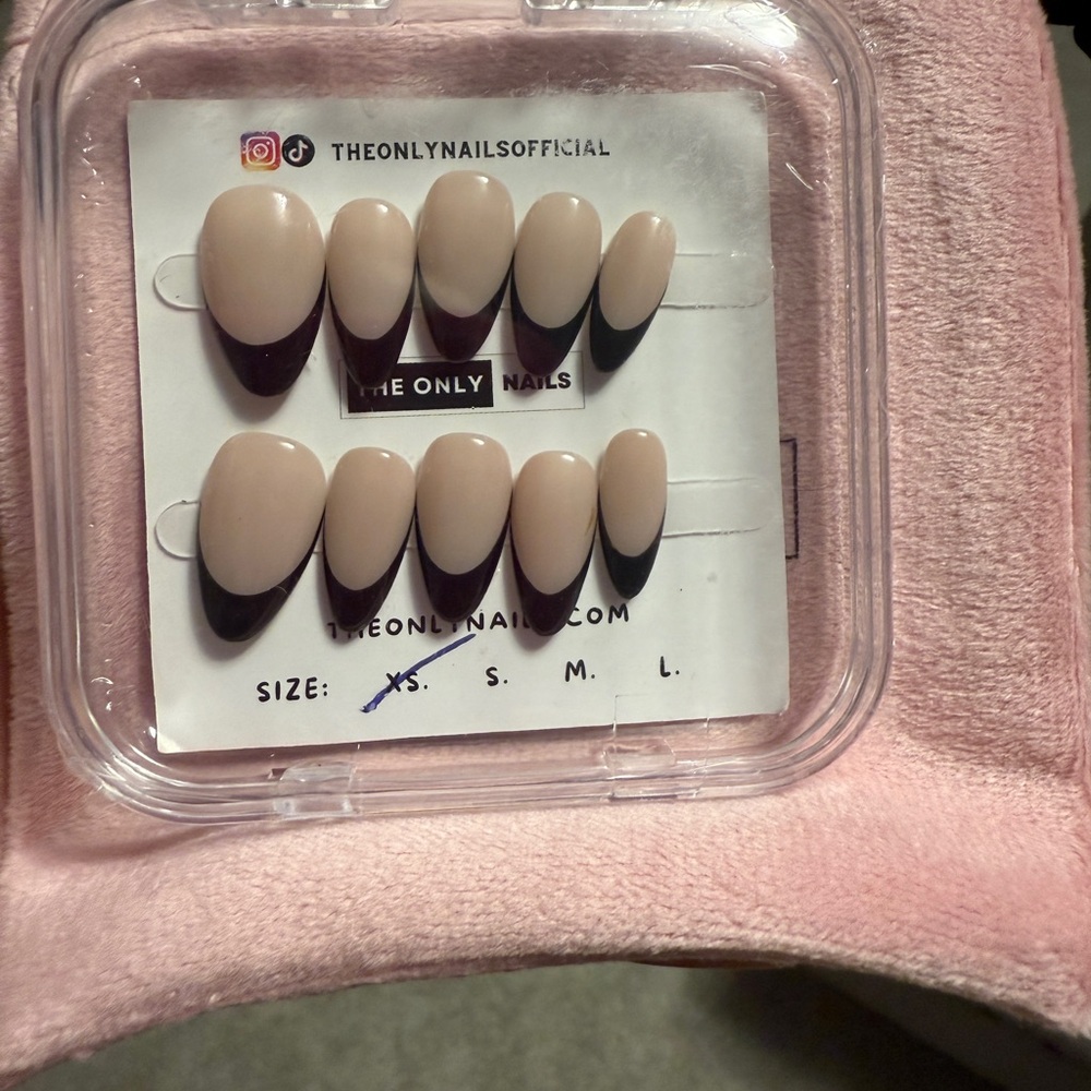 Nude and Black Press-On Nails
